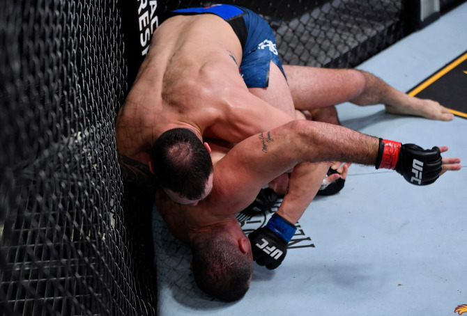Cựu vương Mauricio Rua gặp chấn thương tay kinh hoàng sau trận thua tại UFC - Ảnh 1.