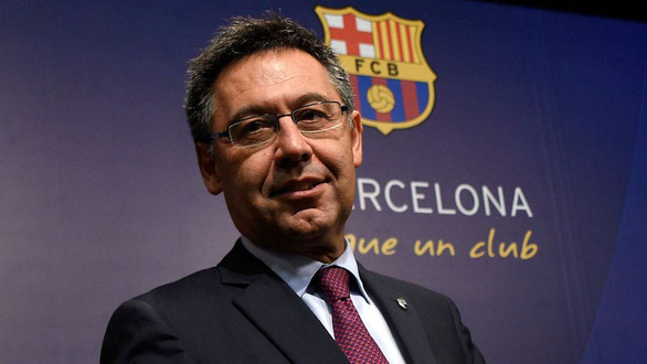 Chủ tịch tạm quyền Barca đề nghị Messi giảm lương - Ảnh 1.
