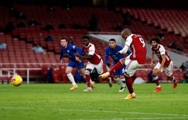 Arsenal chấm dứt chuỗi trận đáng xấu hổ bằng chiến thắng thuyết phục trước Chelsea ở derby London - Ảnh 2.