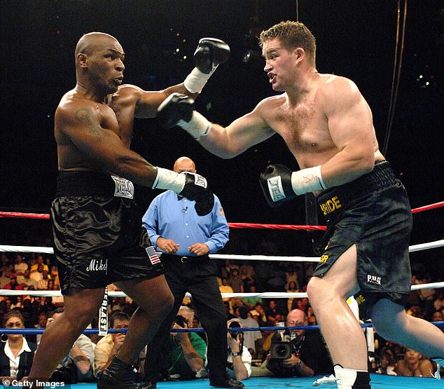 Nhà vô địch WBC Dillian Whyte: Mike Tyson có thể sẽ chết nếu trở lại võ đài - Ảnh 2.