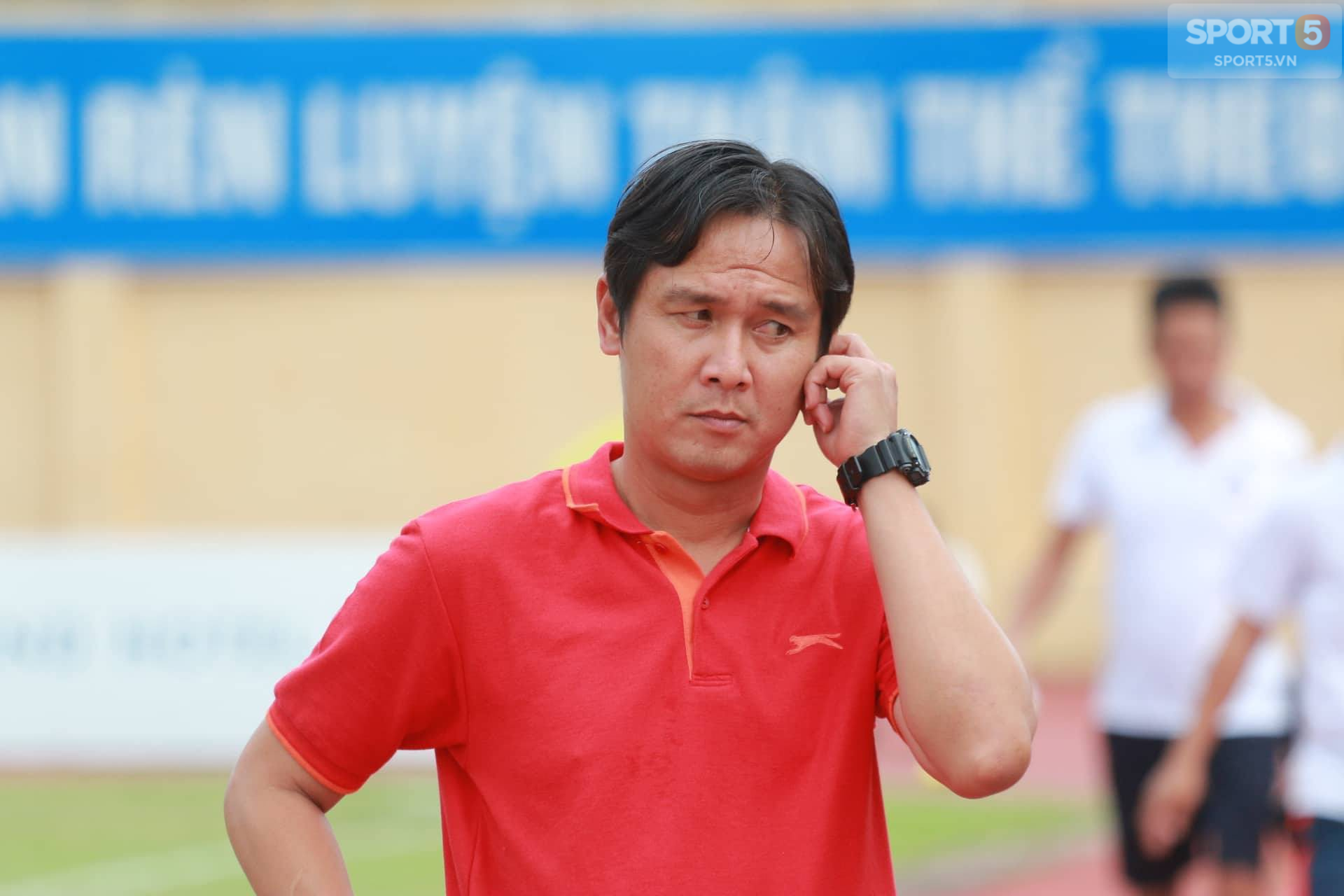 Vòng 13 V-League: HLV Minh Phương tố trọng tài cướp bàn thắng của Đà Nẵng - Ảnh 2.