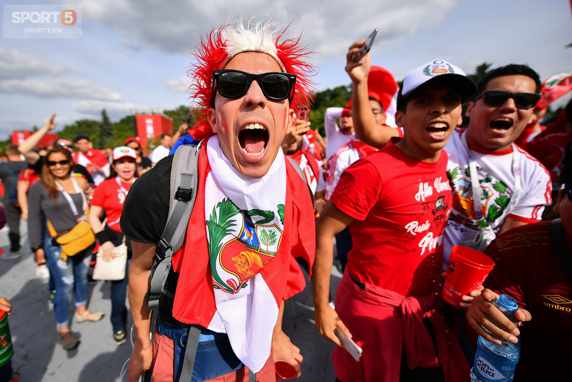 Tình yêu bóng đá của người Peru và câu chuyện vờ tăng cân để mua vé World Cup - Ảnh 2.