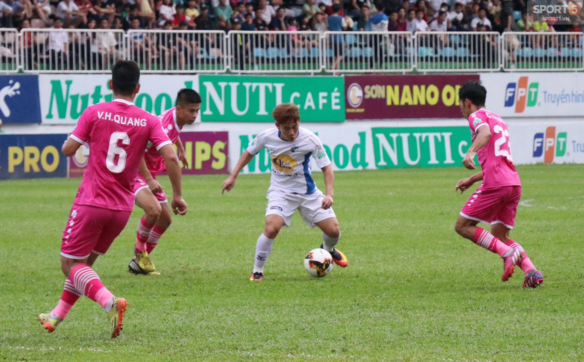Công Phượng, Xuân Trường lập công, HAGL thắng kịch tính Sài Gòn FC - Ảnh 4.