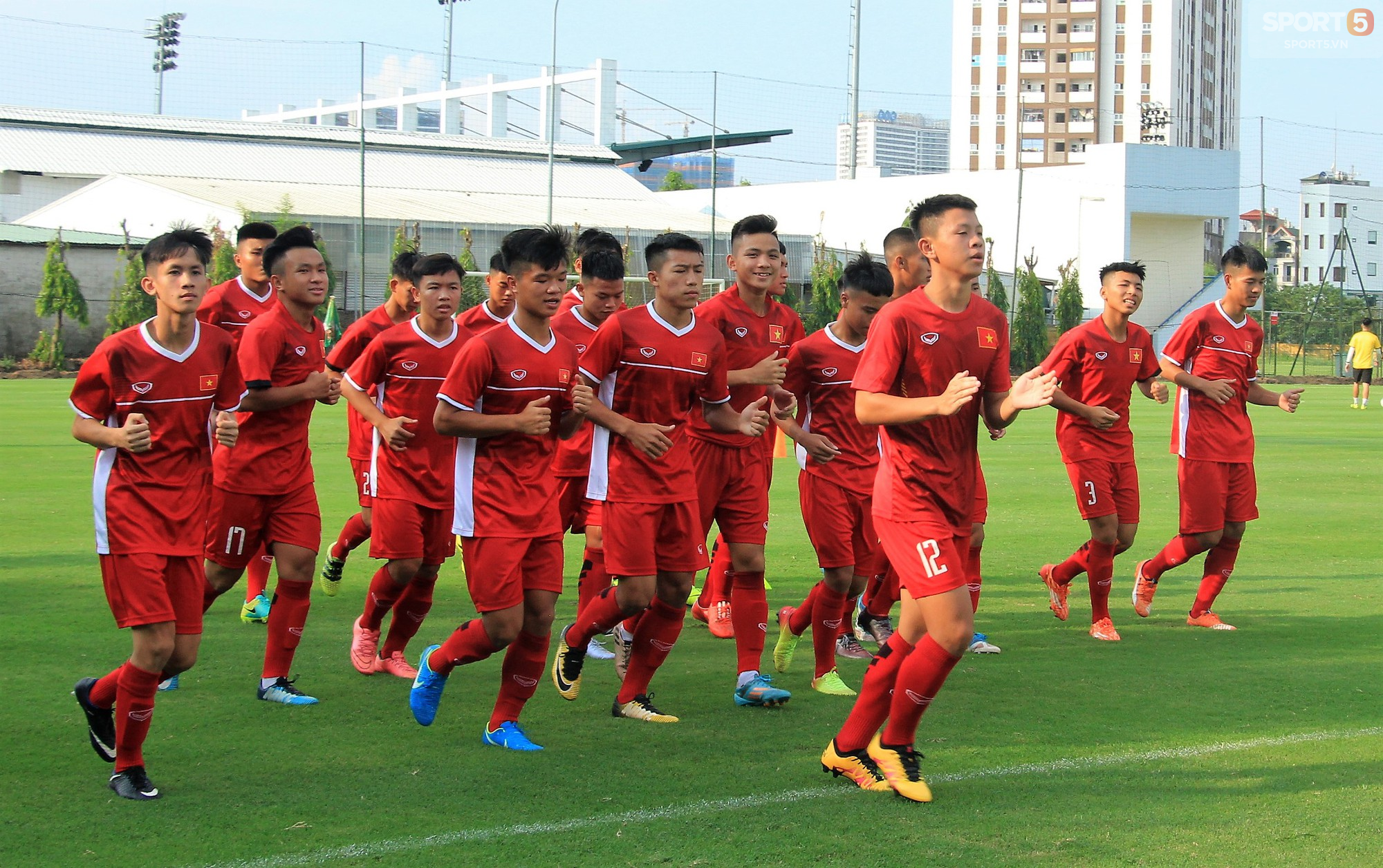 U16 Việt Nam rèn miếng đánh biên, hướng tới mục tiêu bảo vệ chức vô địch giải Đông Nam Á - Ảnh 3.