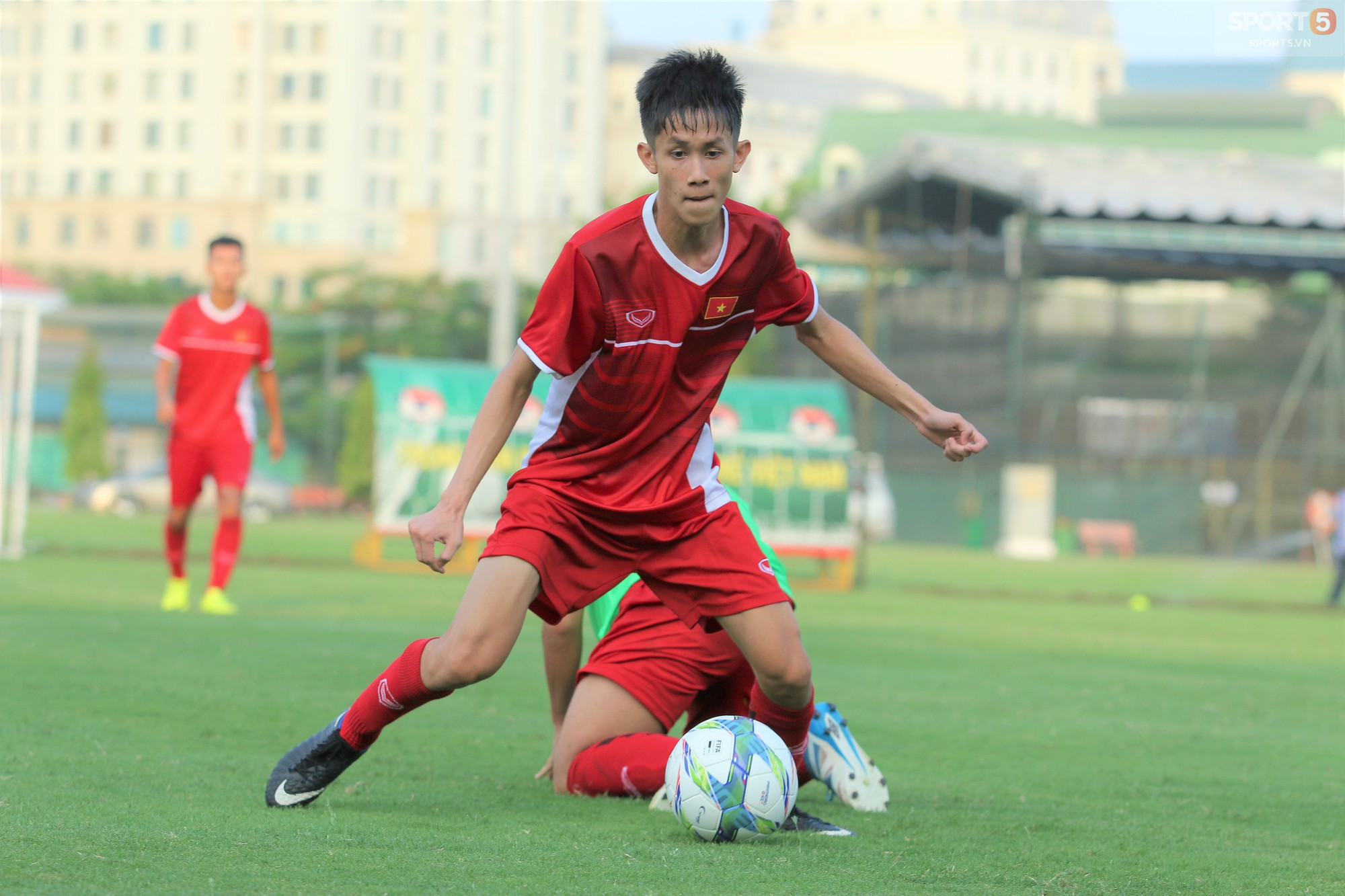U16 Việt Nam rèn miếng đánh biên, hướng tới mục tiêu bảo vệ chức vô địch giải Đông Nam Á - Ảnh 5.