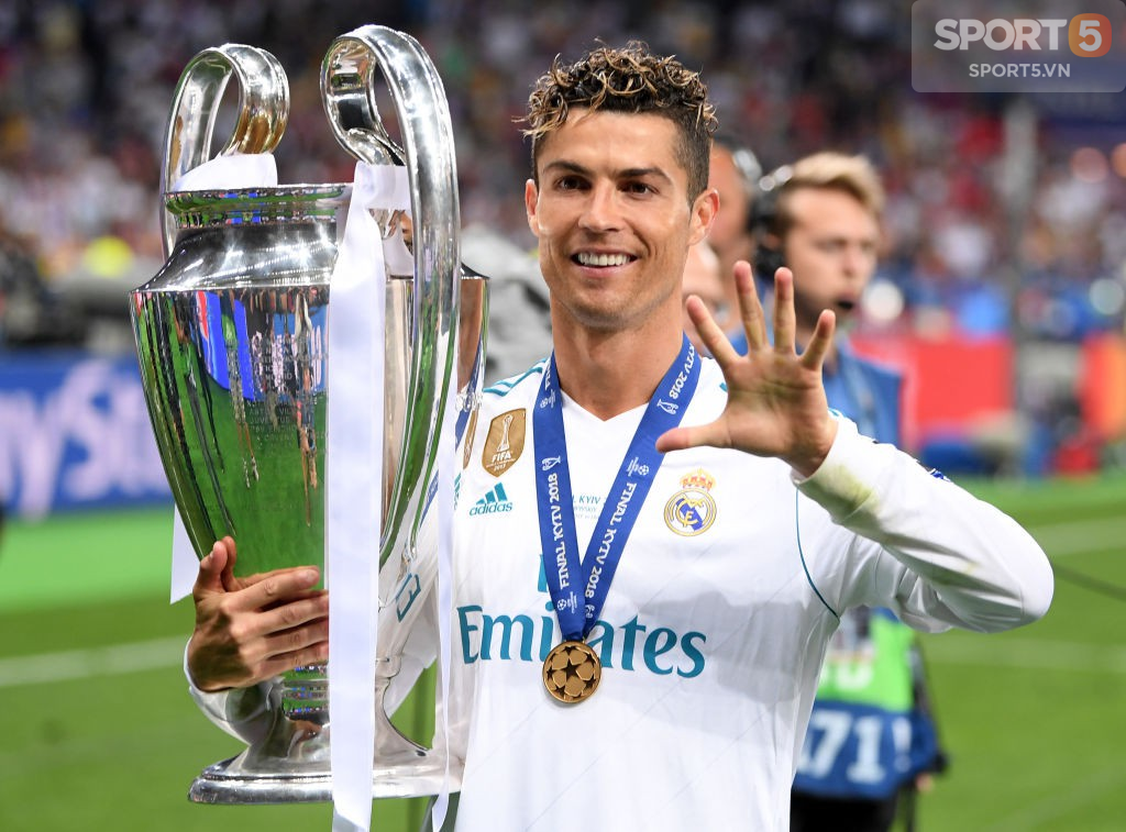 Bom tấn Ronaldo mang sứ mệnh xô đổ hàng loạt kỷ lục sau khi tới Juventus - Ảnh 3.