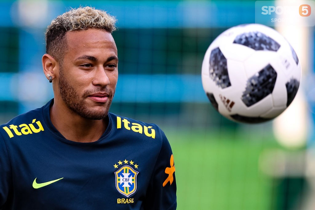 Bị chê cười, Neymar cắt phăng mái tóc mỳ tôm - Ảnh 9.