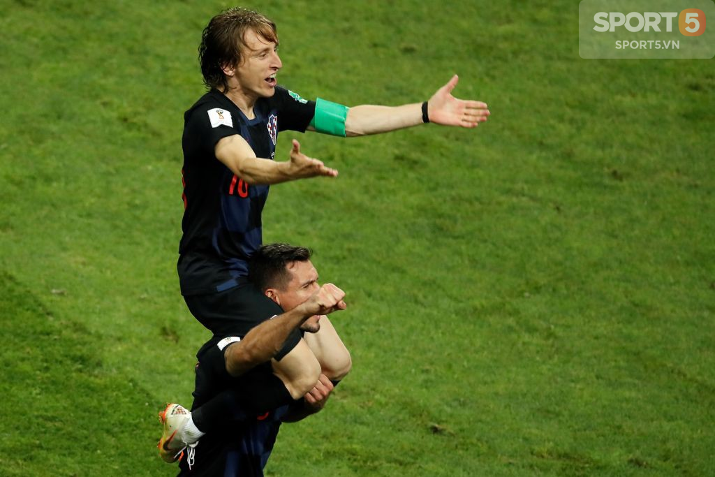 Niềm vui vỡ òa của Croatia sau chiến tích lọt đến bán World Cup 2018 - Ảnh 6.