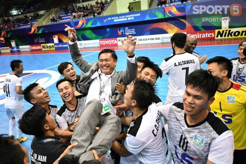 Thái Sơn Nam vào chung kết futsal châu Á sau màn ngược dòng quả cảm - Ảnh 11.