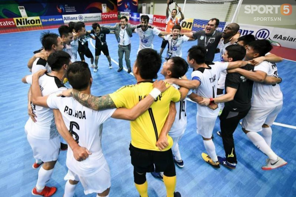 Thái Sơn Nam vào chung kết futsal châu Á sau màn ngược dòng quả cảm - Ảnh 14.