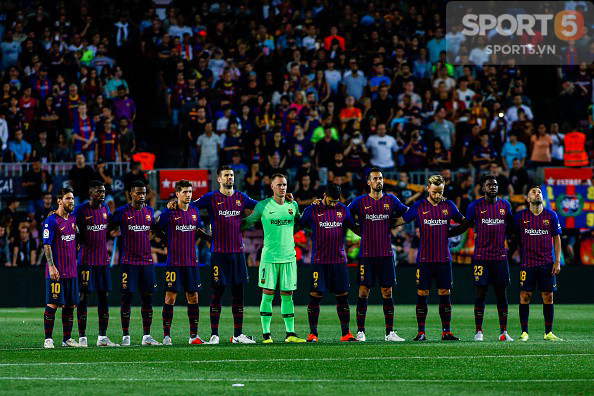 Messi lập cú đúp trong trận chính thức đầu tiên làm đội trưởng Barca - Ảnh 1.