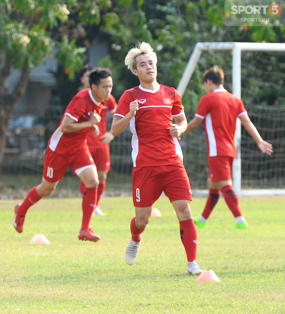 HLV Park Hang-seo thử nghiệm Văn Toàn trong đội hình chính trước trận gặp Nhật Bản  - Ảnh 4.