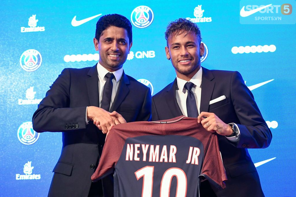 Tròn 1 năm ngày Neymar gia nhập PSG: Cả thế giới đảo điên trong vòng xoáy kim tiền - Ảnh 3.