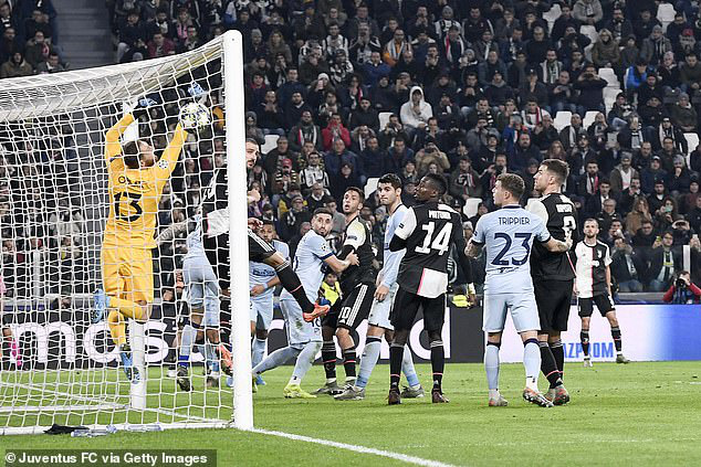 Juventus đánh bại Atletico Madrid trên sân nhà nhờ &quot;khoảnh khắc ngôi sao&quot; của Dybala - Ảnh 2.