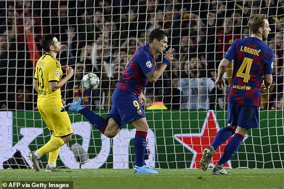 Barca khẳng định sức mạnh trước Dortmund trong ngày bộ ba Messi-Suarez-Griezmann cùng lập công - Ảnh 2.