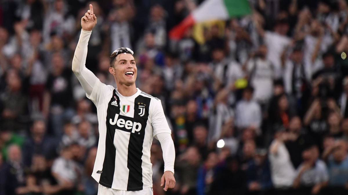 Không phải Messi, danh thủ nổi tiếng một thời chọn Ronaldo cho danh hiệu Quả bóng vàng 2019 và lý do là đây - Ảnh 1.