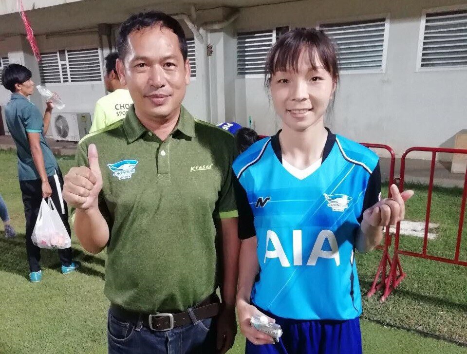 Tuyển thủ nữ Việt Nam cùng Chonburi vào chung kết giải VĐQG Thái Lan 2019 - Ảnh 1.
