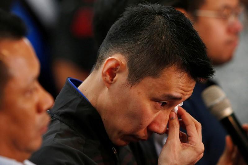 Huyền thoại cầu lông Lee Chong Wei bật khóc tuyên bố giải nghệ sau khi thể lực suy giảm do căn bệnh ung thư - Ảnh 1.