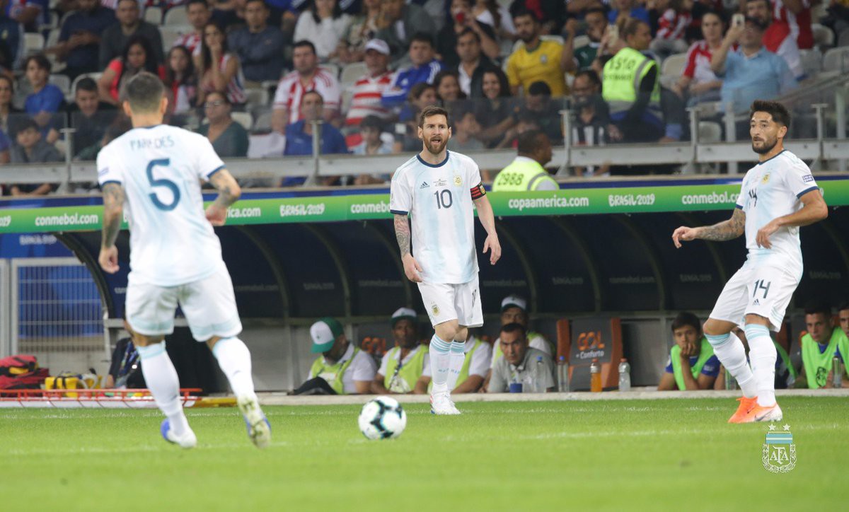 Messi chấm dứt nỗi ám ảnh trên chấm phạt đền nhưng Argentina tiếp tục đón nhận kết quả thất vọng - Ảnh 6.
