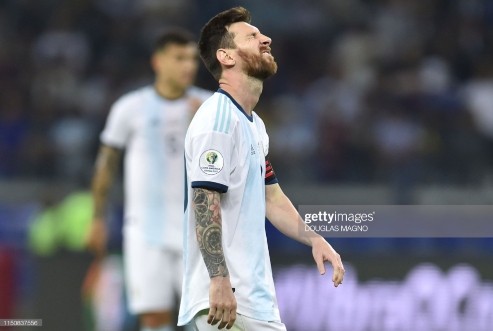Một siêu sao nổi tiếng khô khan, rụt rè như Messi cuối cùng cũng biết cách chiều fan bằng hành động thân thương này - Ảnh 8.