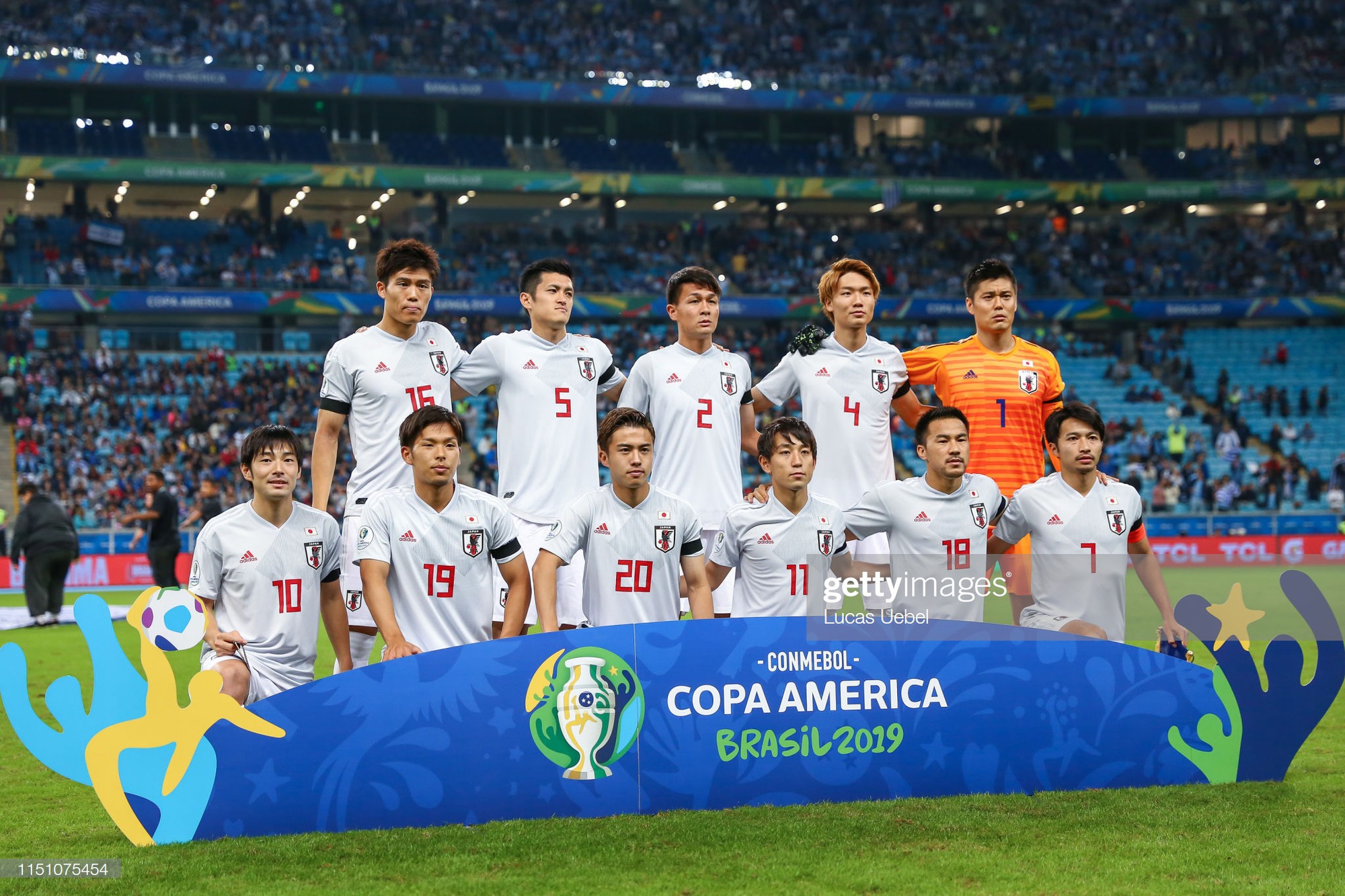 VAR giúp đội bóng giữ kỷ lục vô địch Nam Mỹ tránh khỏi thất bại muối mặt trước tuyển Nhật Bản - Ảnh 2.