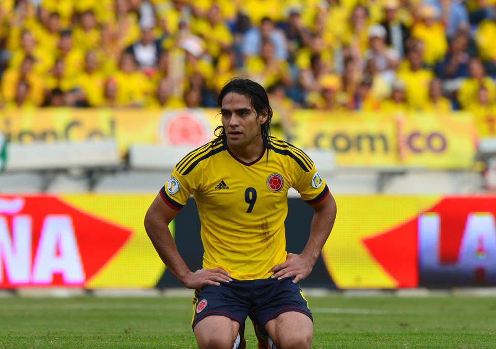 Đỉnh cao đánh lạc hướng: Trung vệ trẻ điển trai Jose Gimenez (Uruguay) khiến Mãnh hổ Falcao phát điên vì hàng loạt câu hỏi gây lú - Ảnh 1.