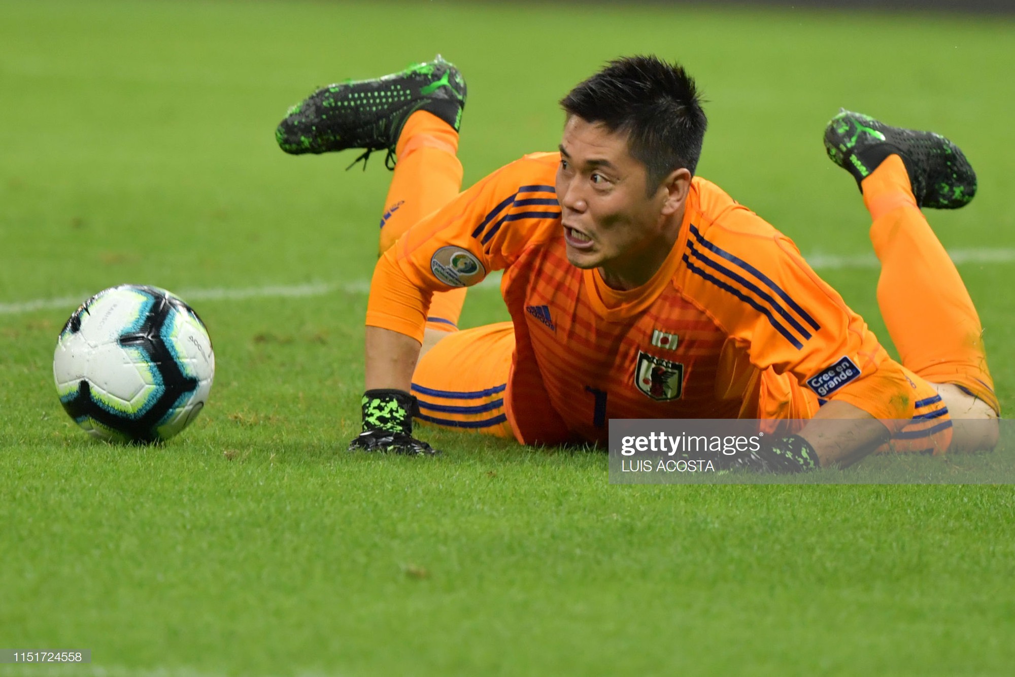 Tuyển thủ Nhật Bản ôm mặt thất vọng, các đại diện châu Á sạch bóng ở tứ kết cúp bóng đá Nam Mỹ - Ảnh 6.