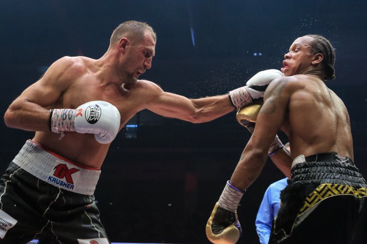 kovalev-yarde-fight (12)