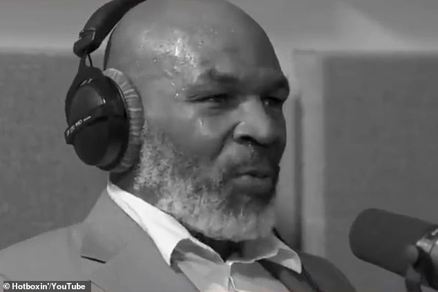 Huyền thoại Mike Tyson bật khóc khi chia sẻ về cuộc sống sau ngày giải nghệ - Ảnh 1.