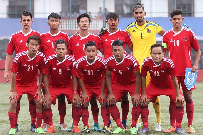 Olympic Việt Nam vs Olympic Nepal: Màn thị uy của các chàng trai áo đỏ - Ảnh 3.