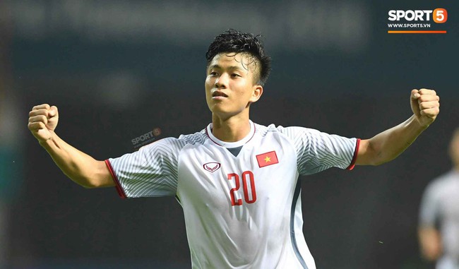 Hạ Nepal 2-0, Olympic Việt Nam sớm giành vé vào vòng 1/8 - Ảnh 1.