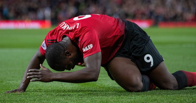 Lukaku đá ra ngoài khi khung thành bỏ trống, MU thảm bại trước Spurs - Ảnh 6.