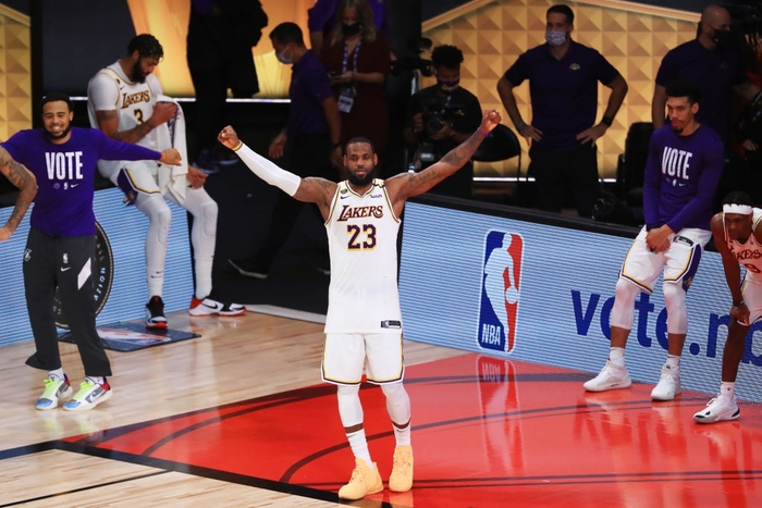 Giữ lời hứa với Kobe Bryant, Los Angeles Lakers đăng quang ngôi vương NBA 2020 bằng một chiến thắng thuyết phục - Ảnh 3.