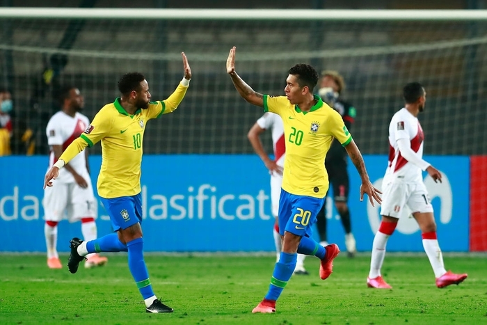 Neymar lập hat-trick, vượt thành tích ghi bàn của huyền thoại Ronaldo và giúp tuyển Brazil thắng 4-2  - Ảnh 11.