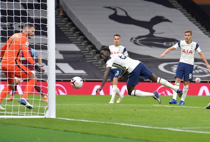 Tottenham 3-3 West Ham: Kịch bản khó tin, Tottenham tuột mất 3 điểm ở những giây bù giờ cuối cùng - Ảnh 6.
