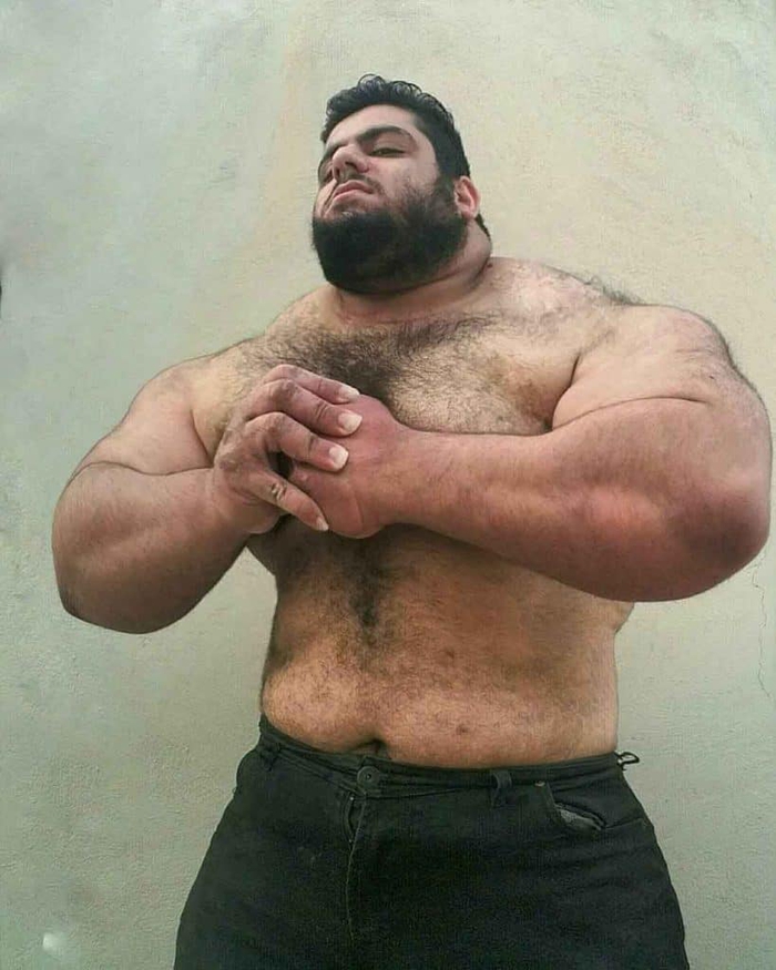 &quot;Người khổng lồ xanh của Iran&quot; gây sốt khi đăng hình khoe trọn body cực khủng, khiến cả làng võ phải dè chừng bằng tuyên bố mới nhất - Ảnh 7.