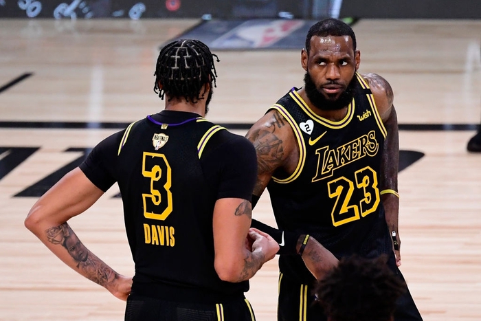 Ném rổ không biết trượt, Anthony Davis mang về chiến thắng thứ 2 cho Los Angeles Lakers ở NBA Finals - Ảnh 2.