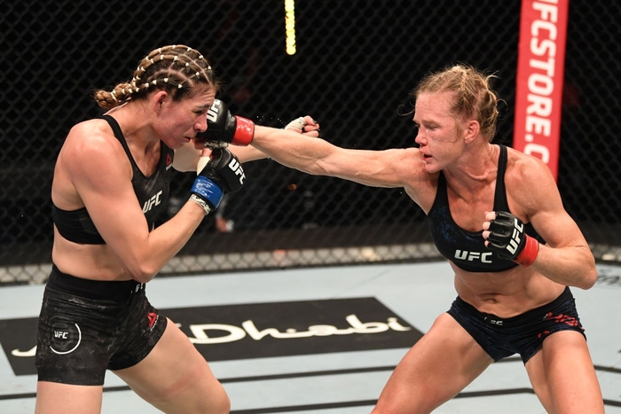 Cựu vương Holly Holm giành chiến thắng ấn tượng, sẵn sàng cho trận tranh đai tại UFC - Ảnh 6.