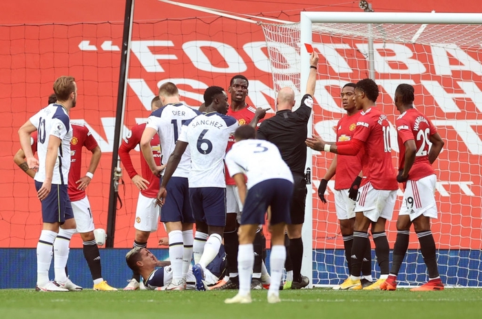 Hàng thủ thi đấu như mở ngủ, Manchester United thất bại nhục nhã 6-1 trước Tottenham - Ảnh 3.