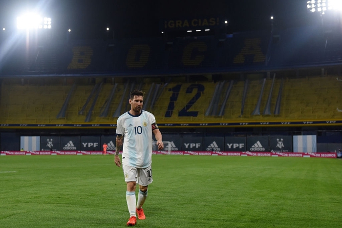 Messi ghi bàn định đoạt trận đấu, Argentina khởi đầu chiến dịch vòng loại World Cup với 3 điểm trọn vẹn - Ảnh 1.