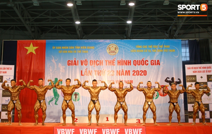 Từ chàng trai 146 kg, Lữ Gia Nam lột xác thành nhà vô địch tuyệt đối ở Giải thể hình danh giá nhất Việt Nam - Ảnh 1.