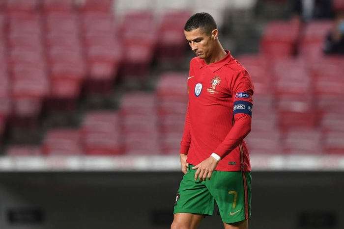 Ronaldo quỵ gối bất lực, tuyển Bồ Đào Nha chính thức thành cựu vương Nations League - Ảnh 5.