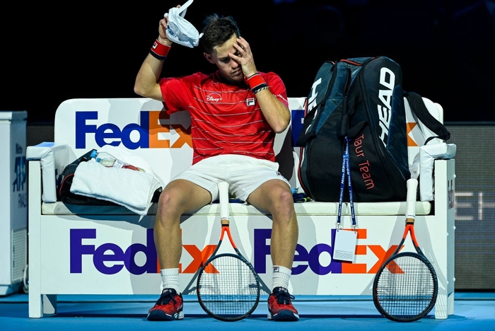 Djokovic lại khiến fan trầm trồ với cú bắt volley cực &quot;đỉnh&quot; trong trận ra quân ATP Finals - Ảnh 5.