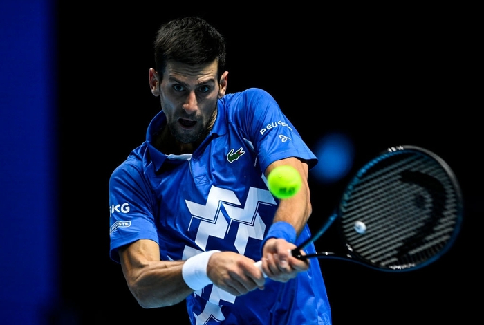 Djokovic lại khiến fan trầm trồ với cú bắt volley cực &quot;đỉnh&quot; trong trận ra quân ATP Finals - Ảnh 2.