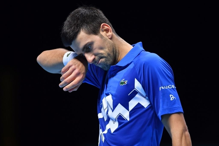 Djokovic thắng trận &quot;sinh tử&quot;, lần thứ 9 vào bán kết ATP Finals - Ảnh 5.