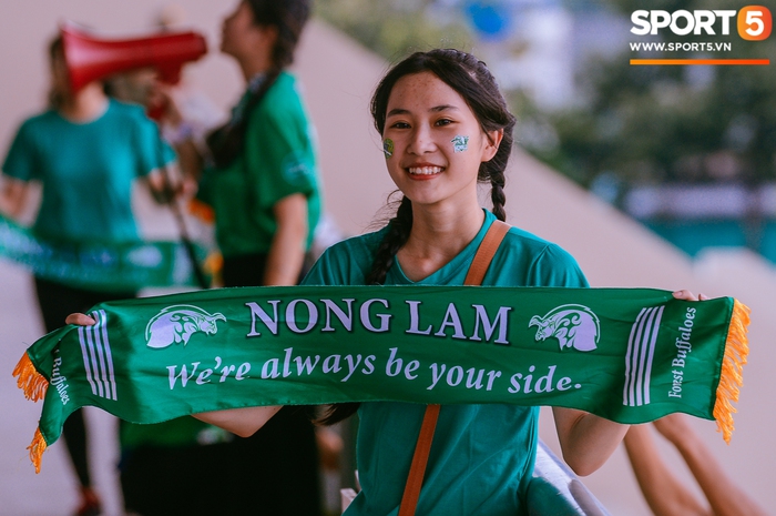 Góp mặt tại bán kết SV-League 2020, ĐH Nông Lâm tiếp tục nhận thưởng nóng sau khi hạ gục đội bóng bầu Hải - Ảnh 5.
