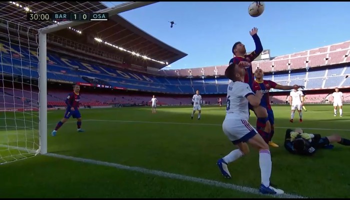 Barca đại thắng, Messi ghi bàn cởi áo tri ân Maradona - Ảnh 4.