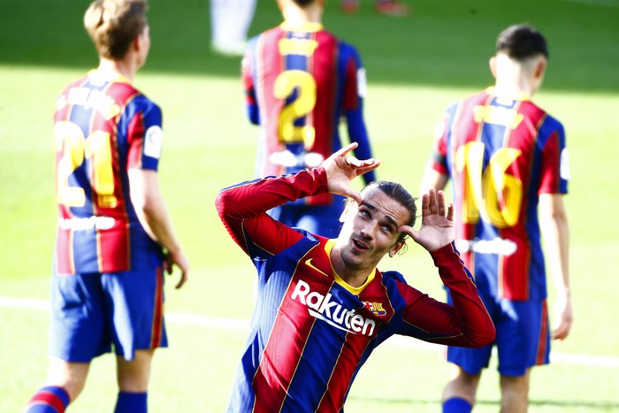 Barca đại thắng, Messi ghi bàn cởi áo tri ân Maradona - Ảnh 7.