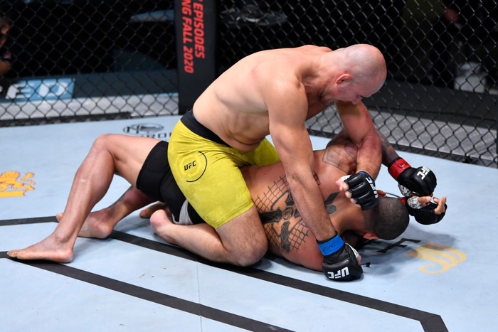 &quot;Lão tướng&quot; Glover Teixeira giành chiến thắng ấn tượng, đòi suất tranh đai tại UFC - Ảnh 5.