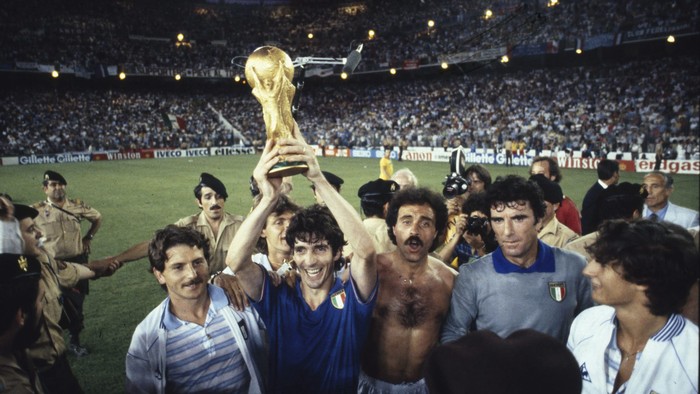 Paolo Rossi, người hùng tuyển Italy ở World Cup 1982 qua đời - Ảnh 3.